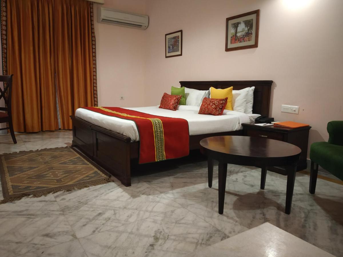 Bijolai Palace - A Inde Hotel , Jodhpur Jodhpur  Extérieur photo